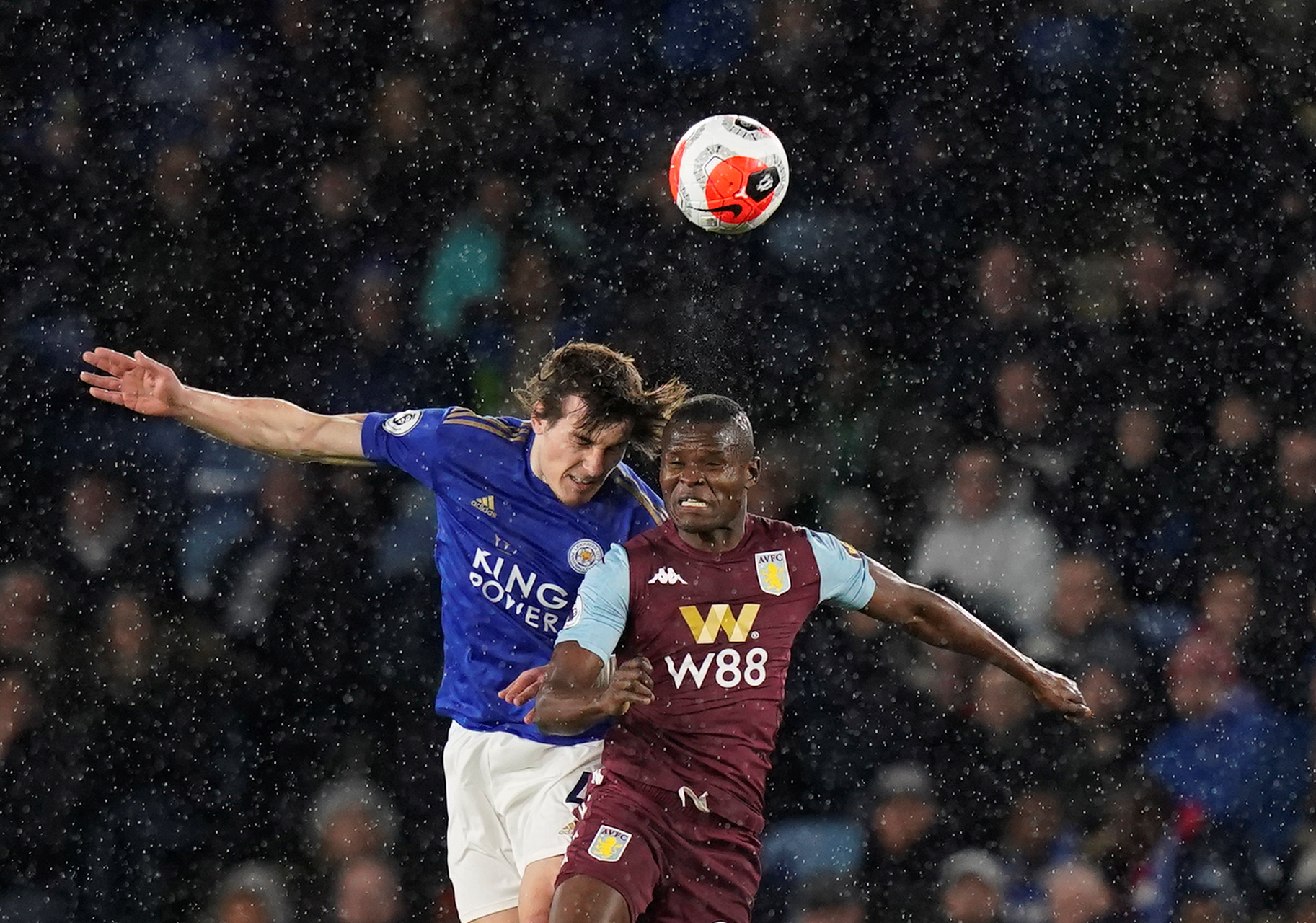 以下是根据 以下是根据